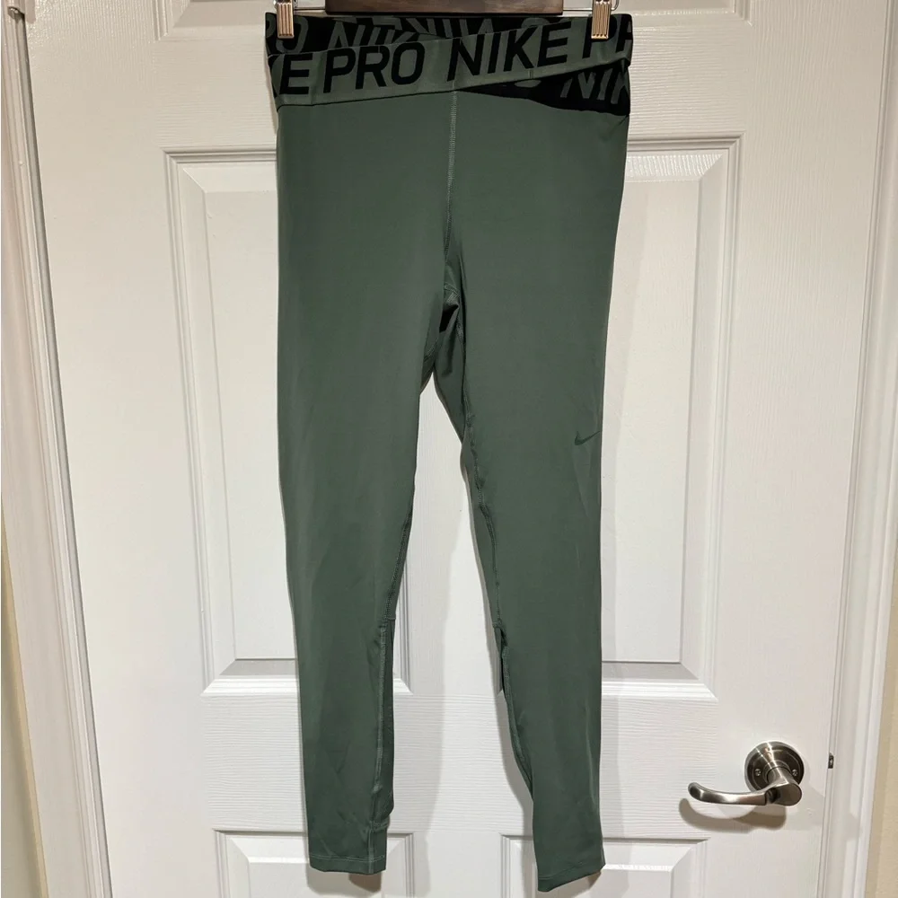 Nike Pro Intertwist Leggings